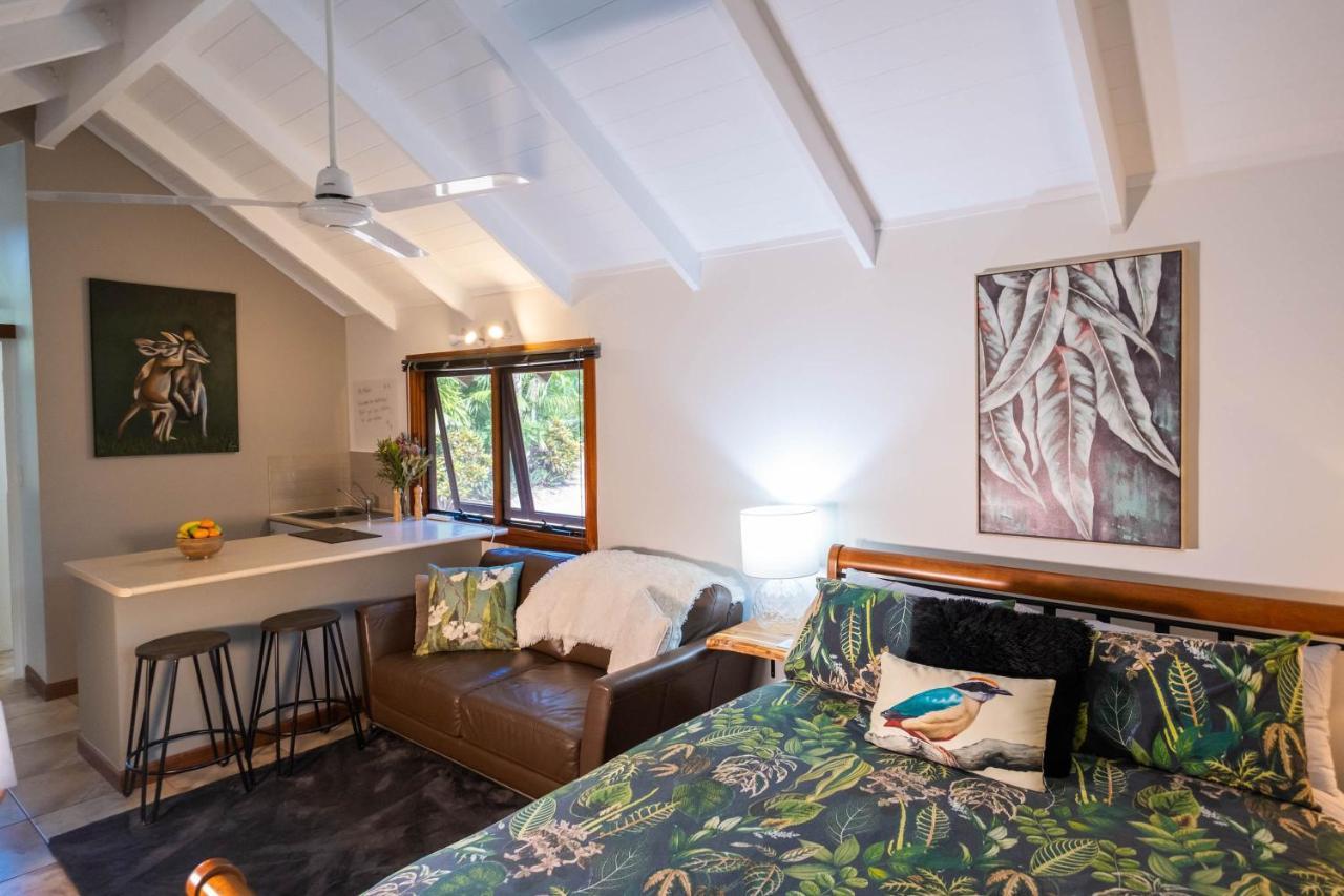Airlie Beach Eco Cabins - Adults Only المظهر الخارجي الصورة