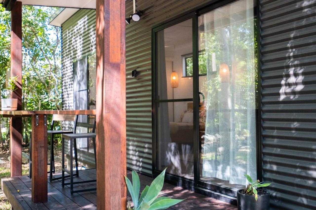 Airlie Beach Eco Cabins - Adults Only المظهر الخارجي الصورة