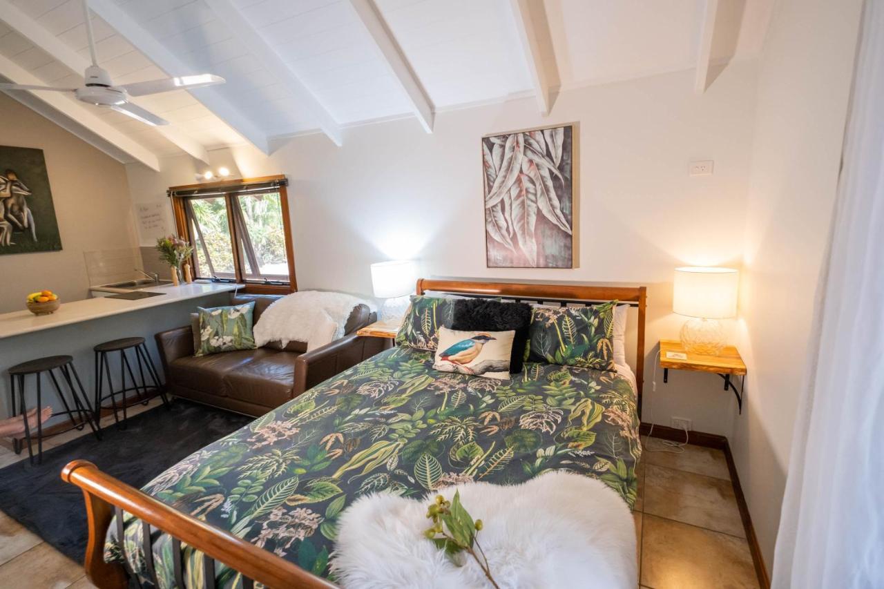 Airlie Beach Eco Cabins - Adults Only المظهر الخارجي الصورة