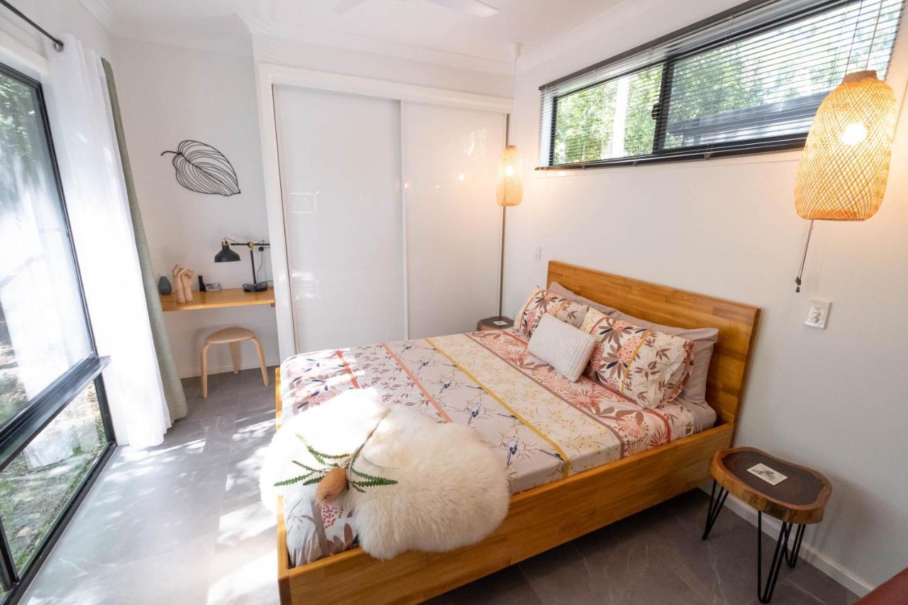 Airlie Beach Eco Cabins - Adults Only المظهر الخارجي الصورة