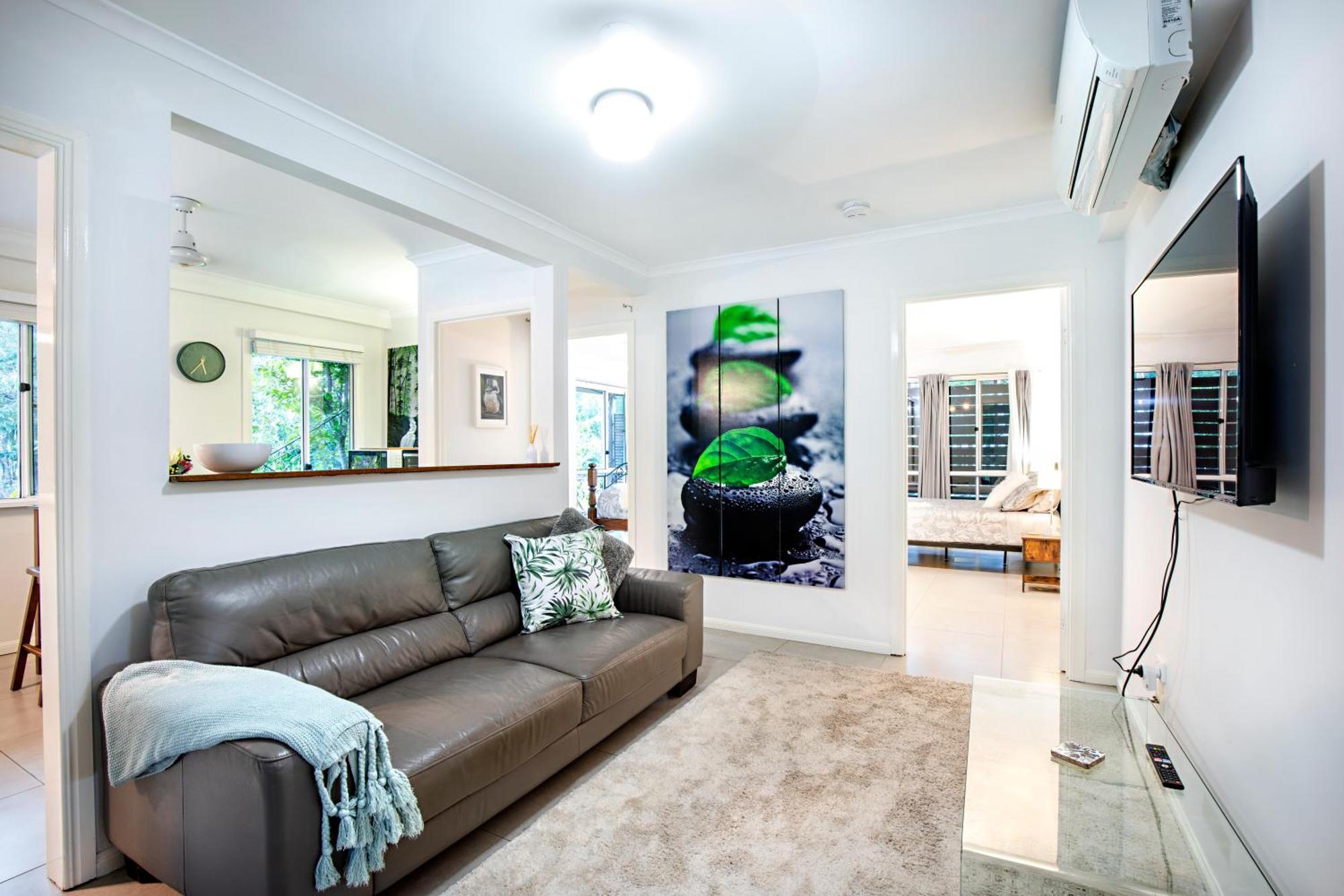 Airlie Beach Eco Cabins - Adults Only المظهر الخارجي الصورة