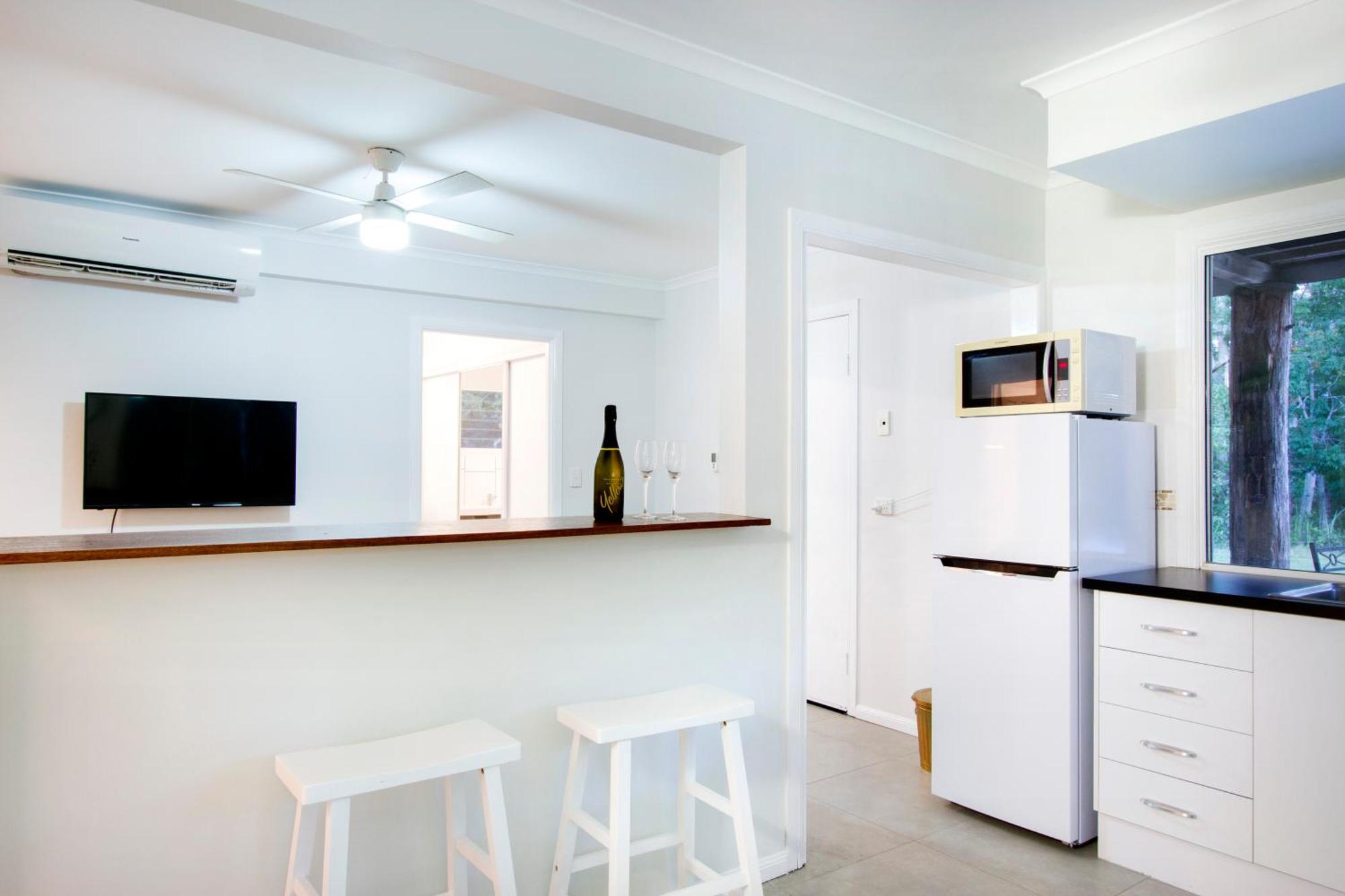 Airlie Beach Eco Cabins - Adults Only المظهر الخارجي الصورة
