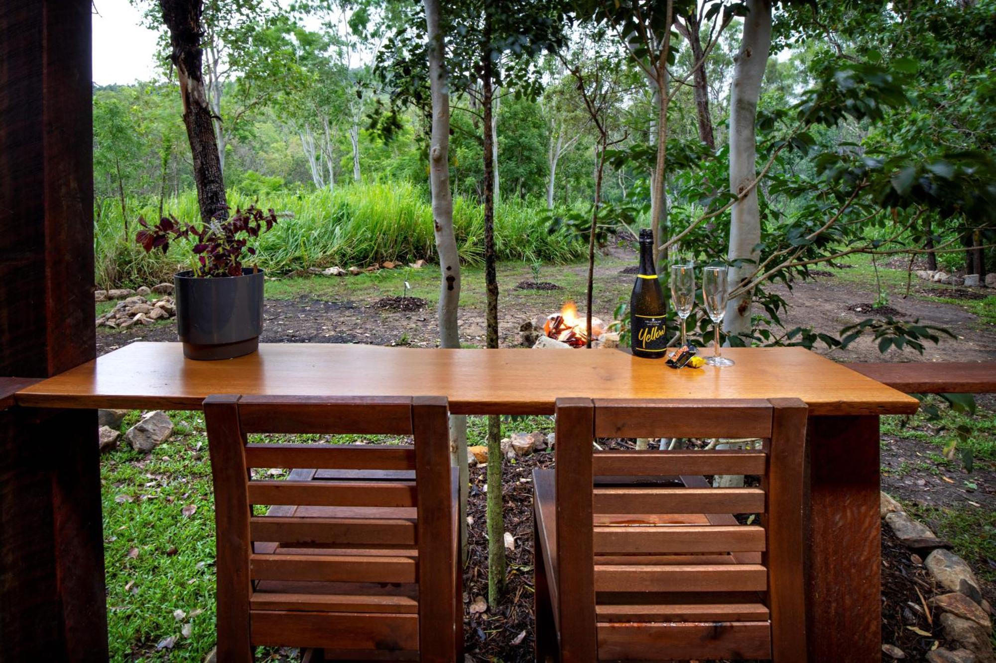 Airlie Beach Eco Cabins - Adults Only المظهر الخارجي الصورة